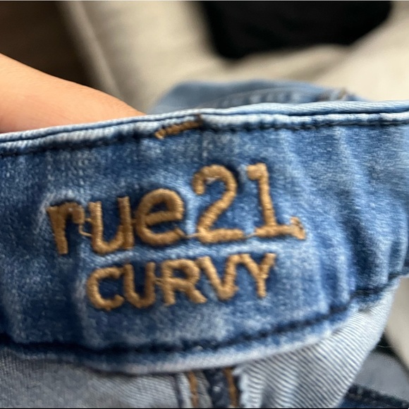 Rue 21 Skinny Ripped Jeans - Picture 2 of 2